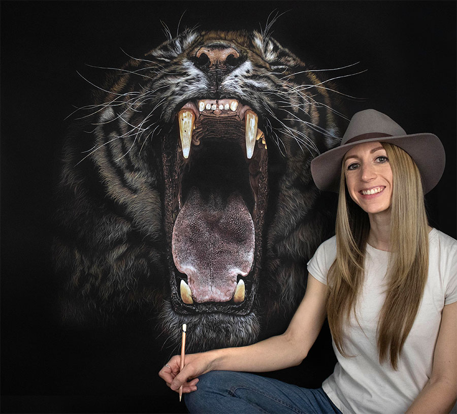 Photo of Jess Pritchard, Wildlife Artist based in Worcestershire
